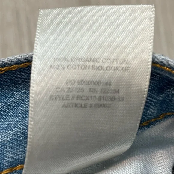 Aritzia Denim Forum The Ex Boyfriend Denim Blue size 26 Organic Cotton - Picture 16 of 16